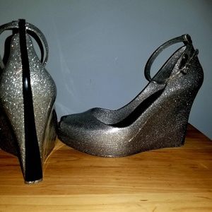 Silver glitter wedge jelly shoes